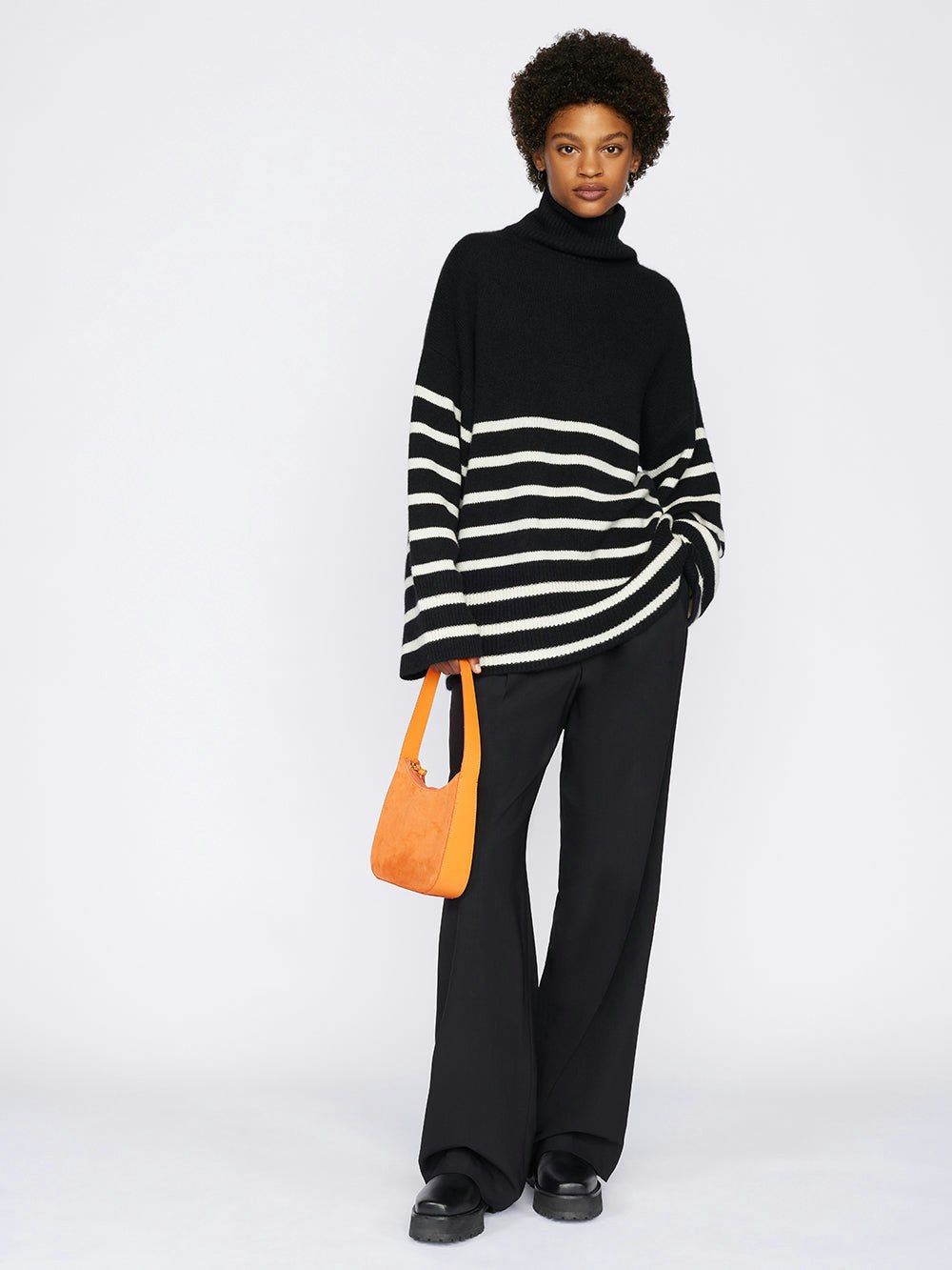 sweater full body view alt:hover